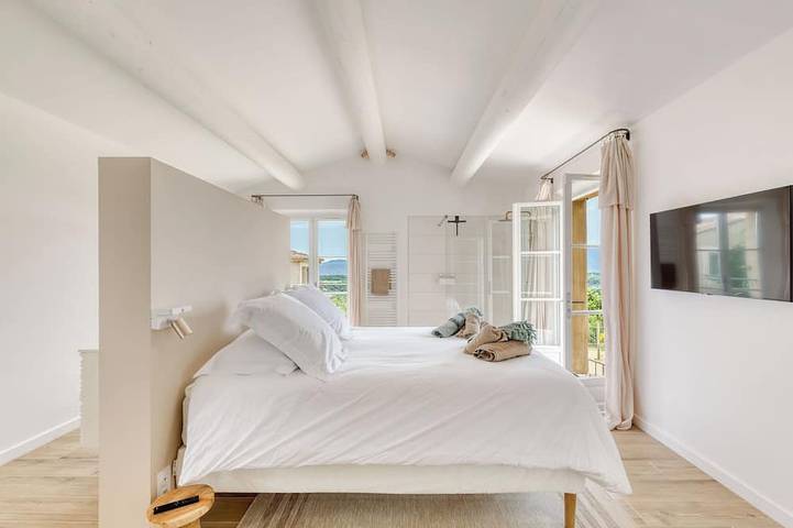 Location de vacances pour 14 personnes à Viens - 2