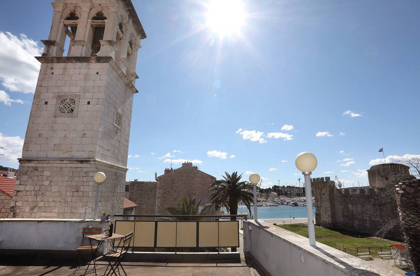 Apartamento entero, M Apartment Trogir in Trogir, Condado de Split-Dalmacia