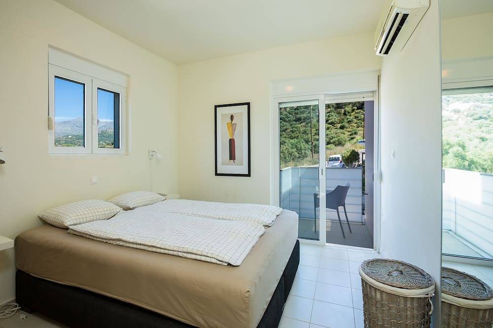 Pp 9-10/40 3bedroom house in a complex with communal pool in Plakias, Rethymno und Umgebung