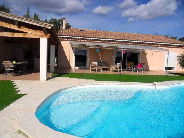 Location de vacances pour 9 personnes, avec piscine ainsi que vue et jardin à Autignac - 4