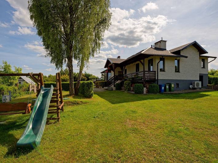 Ferienhaus für 8 Personen, mit Terrasse und Garten - 1