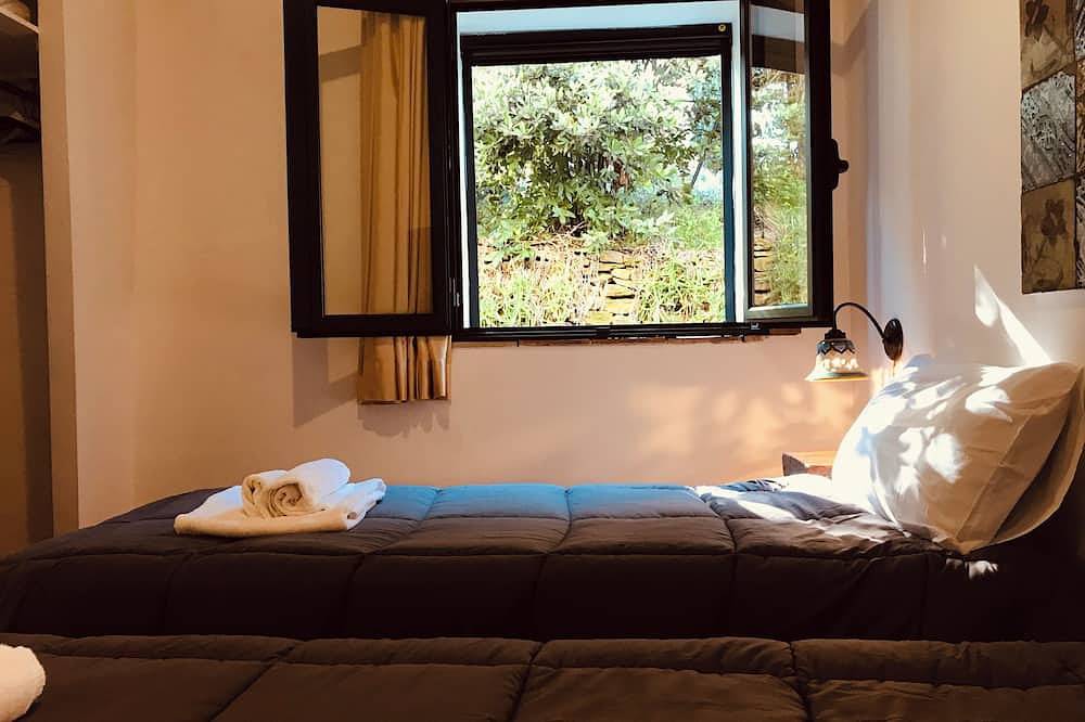 West Cottage in villa with pool, jacuzzi and sea view in Sciacca, Agrigento Province