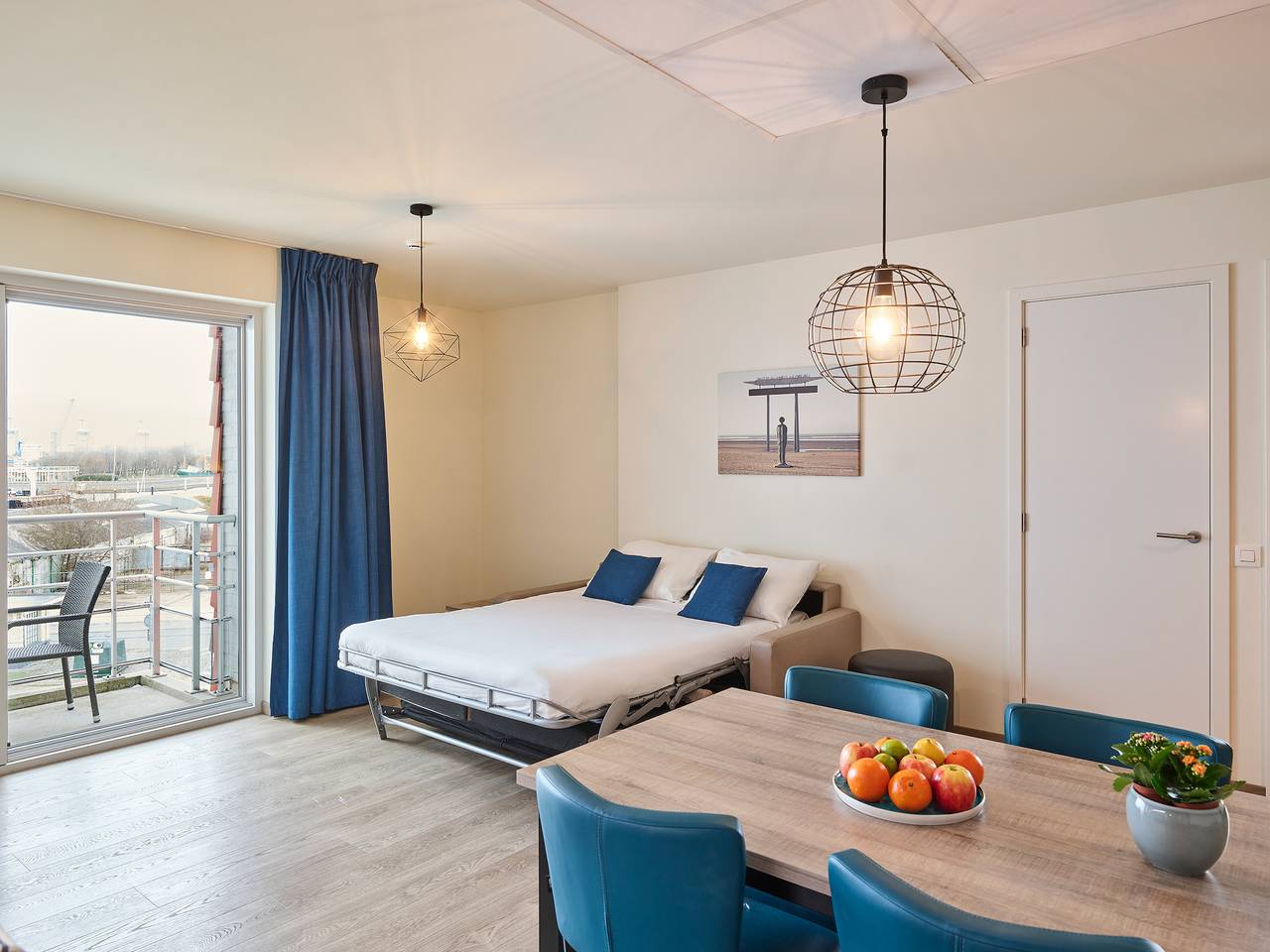 Holiday Suites Zeebrugge — Spacious Suite | 6p in Brujas, Costa de Bélgica
