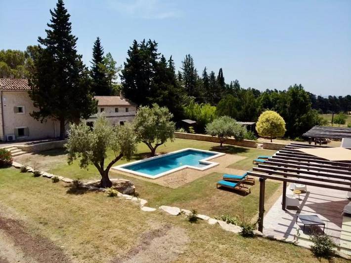 Villa pour 9 personnes, avec Terrasse et Jardin ainsi que Piscine et Vue à Velleron