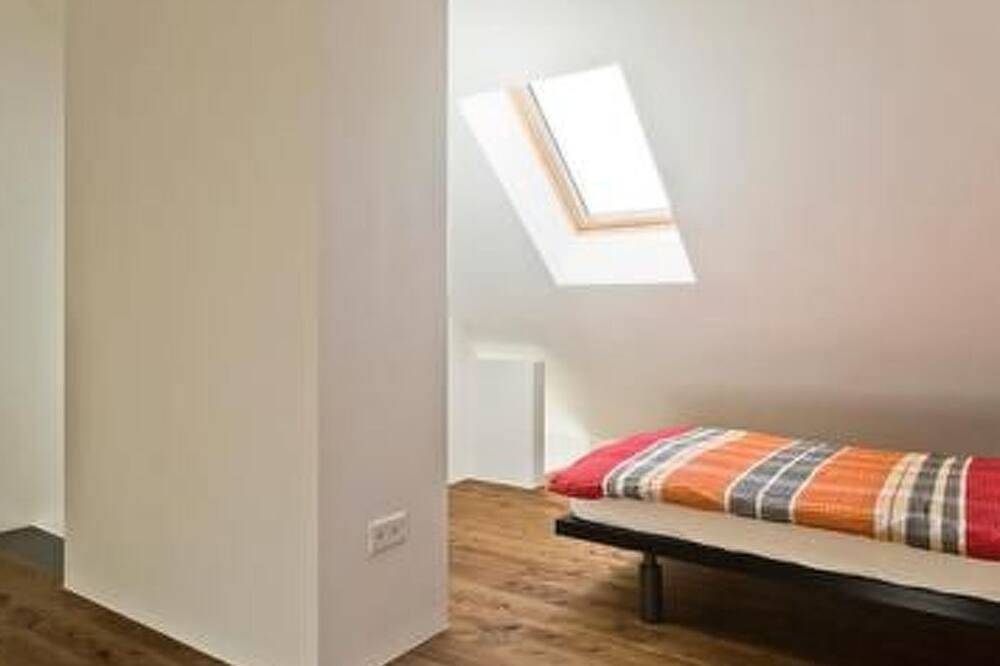 Rustico di vacanza nel nucleo di Moghegno in Maggia, Tessiner Alpen