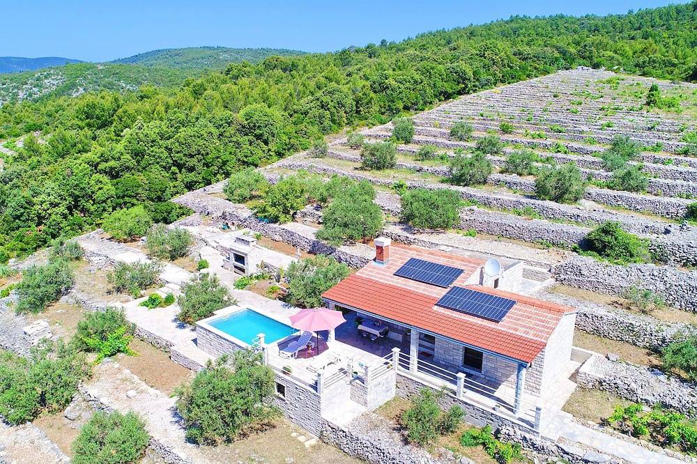 Casa vacanza a Žrnovo a partire da 134€ a notte