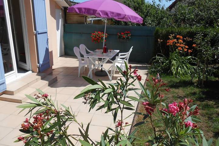Location de vacances pour 3 personnes, avec Balcon/Terrasse ainsi que Terrasse et Jardin à Sotteville-lès-Rouen