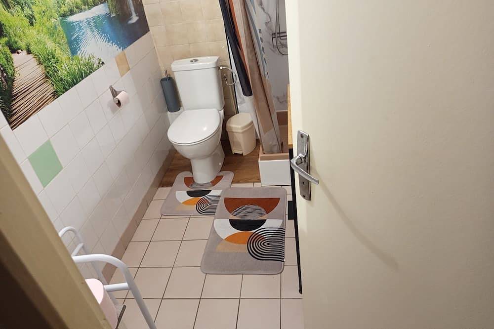 Ganze Wohnung, Separate entrance. Enjoy a pleasant and functional studio apartment in Niort, in Niort, Niort und Umgebung