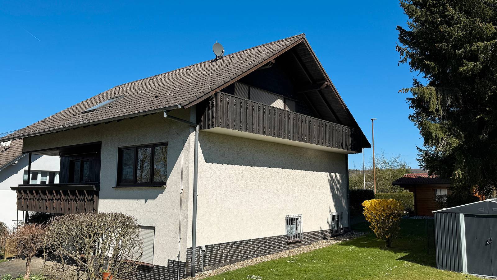 Ganze Wohnung, Ferienwohnung 'Schliestädt' mit Gemeinschaftsgarten, Balkon und Wi-Fi in Söhrewald, Hessisches Bergland