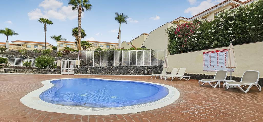 Location de vacances pour 4 personnes, avec jardin et piscine dans Chayofa - 4