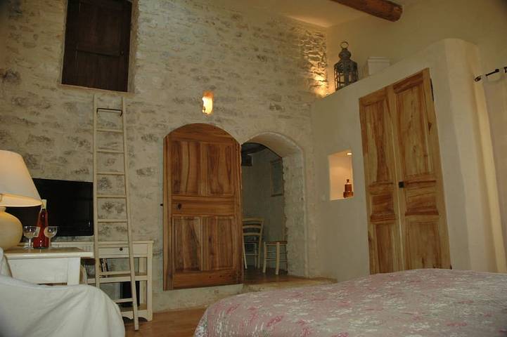 Location de vacances pour 4 personnes, avec terrasse à Buoux - 3