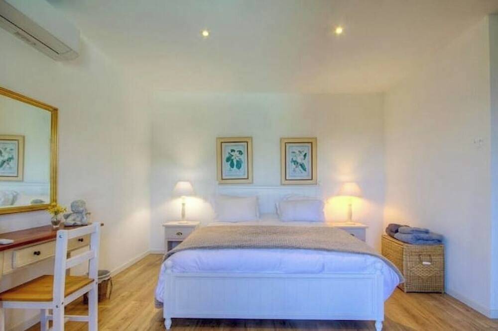 Apartment 45M2 in villa with sea view/access in Sisco, Cap Corse