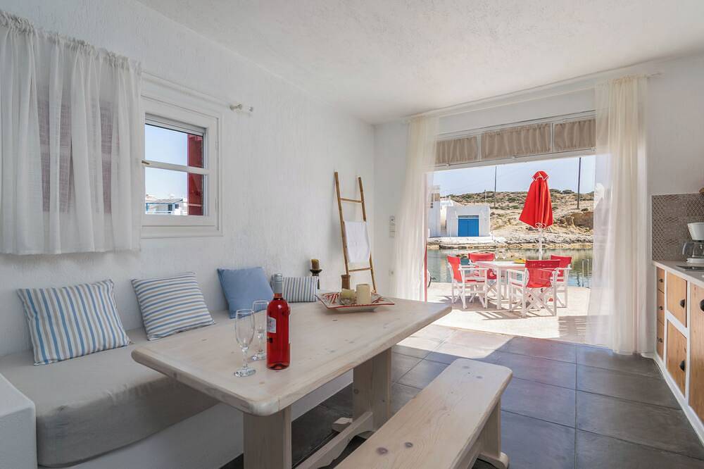 Entire apartment, Fani Dream Suite 3\nwaterfront luxurious Newly renovated Boat House max 5 persons in Milos