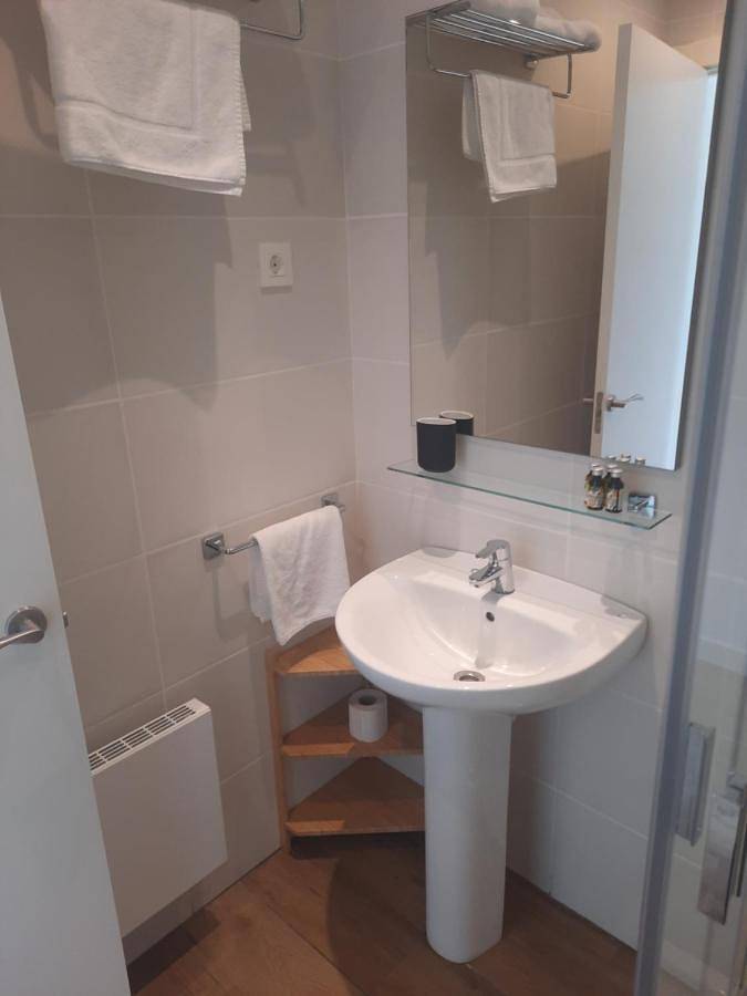 Casa rural para 18 personas, con vistas y jardín en el País Vasco - 3