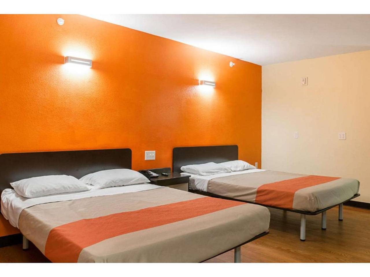 Apartamento entero, 2 camas|Ada|Ducha adapt.|No fum in New Orleans, Lake Pontchartrain