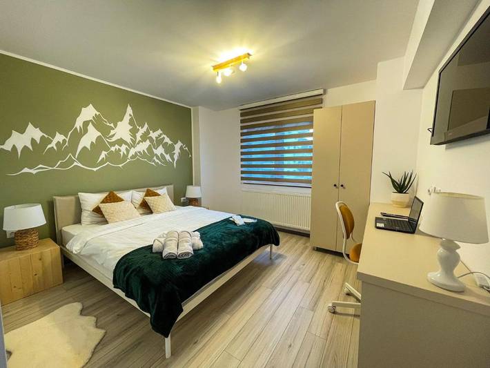 Gîte pour 4 personnes, avec terrasse et vue, animaux acceptés dans Câmpina