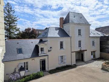Hôtel pour 16 personnes, avec jardin et vue dans Brissac-Loire-Aubance
