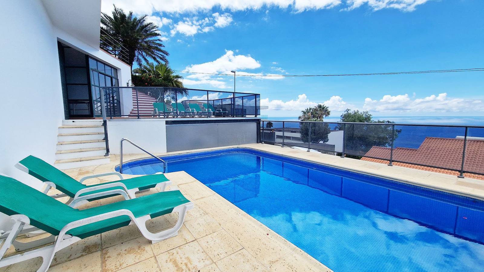 Ferienhaus für 8 Personen mit Pool in Caniço, Madeira