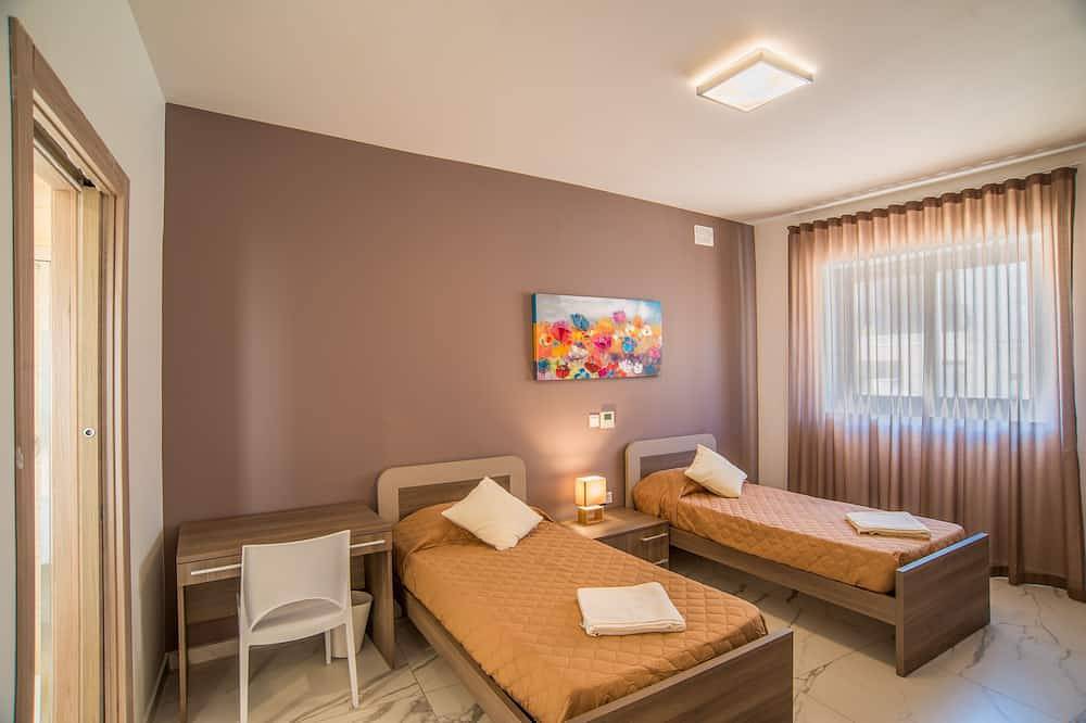 Ganze Wohnung, Villa Apartment mit privatem Pool und freiem Meerblick in Marsaskala, Insel Malta