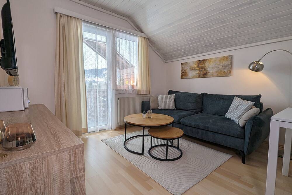 Ganze Wohnung, Ferienwohnung Edeltraud am Millstätter See,Wanderurlaub und vieles mehr,Fewo 3 in Dobriach, Radenthein