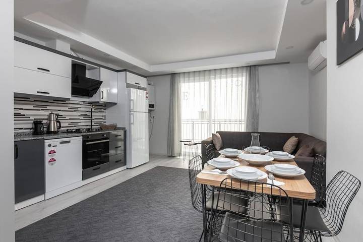 Holiday apartment for 11 people, with balcony - 1