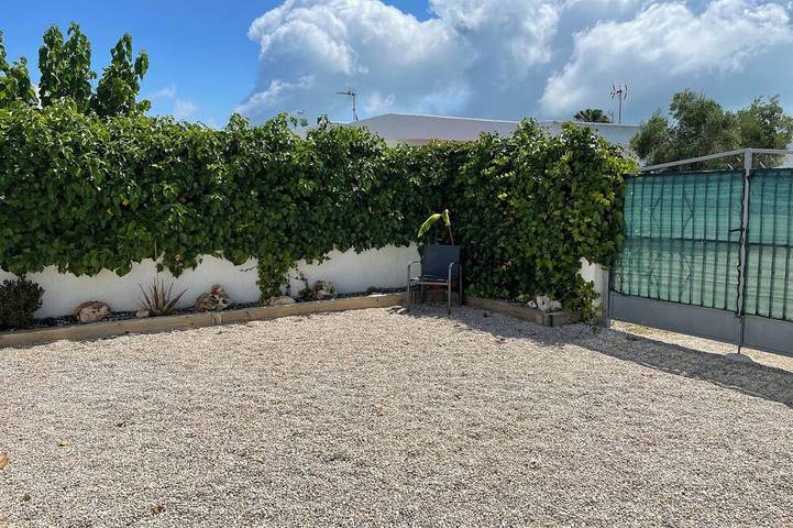 Casa Rogi, with pool, ideal for family, on main street and near the beach in Riumar, Delta de l'Ebre
