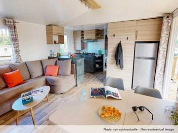 Camping pour 8 Personnes dans Les Mathes, Région de Rochefort, Photo 3