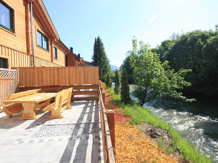 Chalet für 36 Personen, mit Terrasse und Sauna in Kaprun