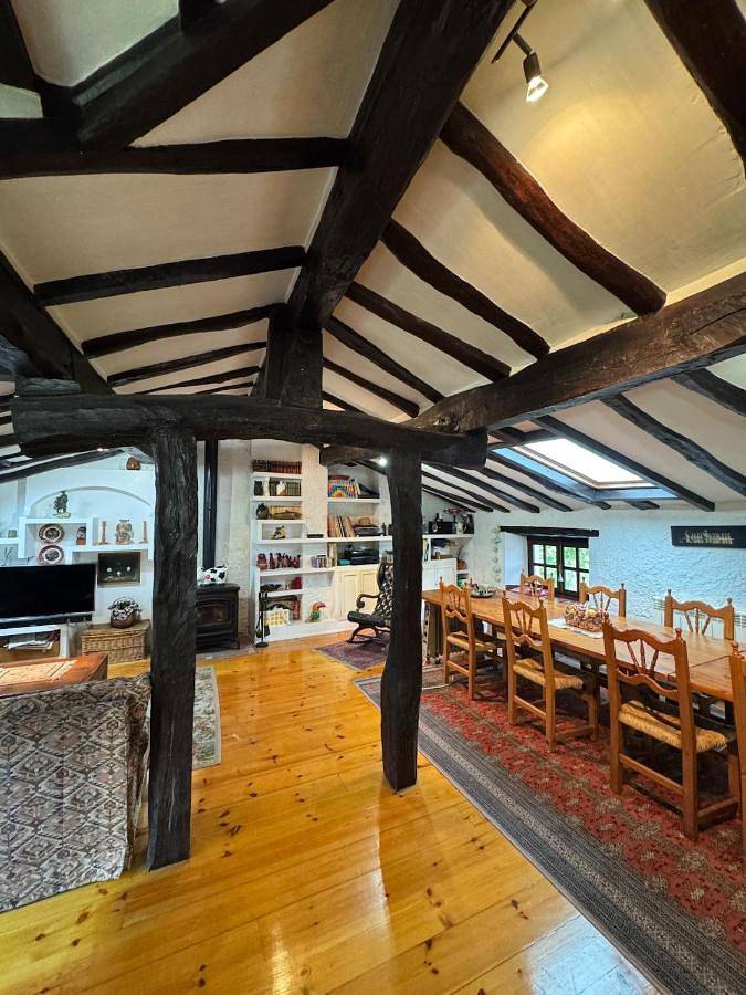 Casa rural para 8 personas, con terraza además de vistas y jardín, Se admiten mascotas en Ruesga - 4