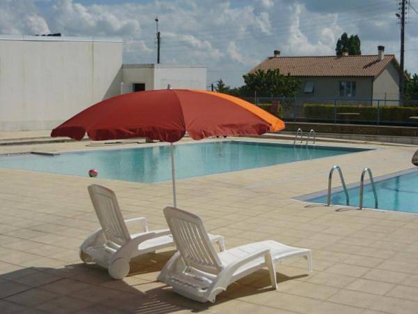 Location de vacances pour 6 personnes, animaux acceptés à Pamproux - 2