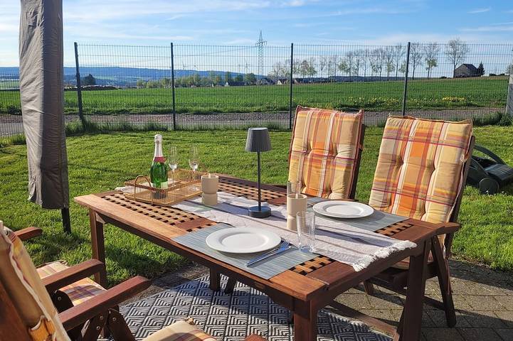 Ferienwohnung für 3 Personen, mit Garten und Terrasse in Hermeskeil