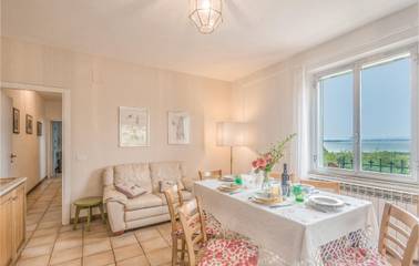 Casa Vacanza per 4 Persone in Magione, Perugia e dintorni, Foto 1