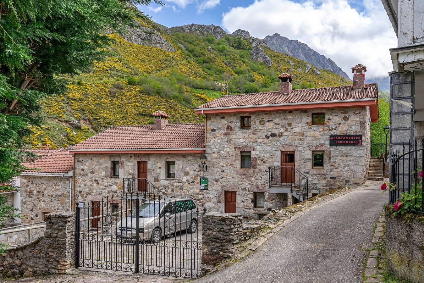 Ferienwohnung 'Lorences C' mit Bergblick in Somiedo, Cordillera Cantábrica