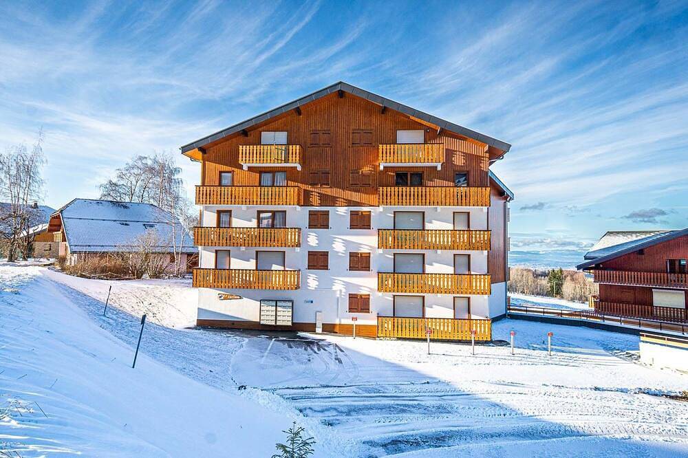 Entire apartment, Apartment for 6 persons with magnificant lake view. in Thollon-les-Mémises, Thonon-les-Bains region