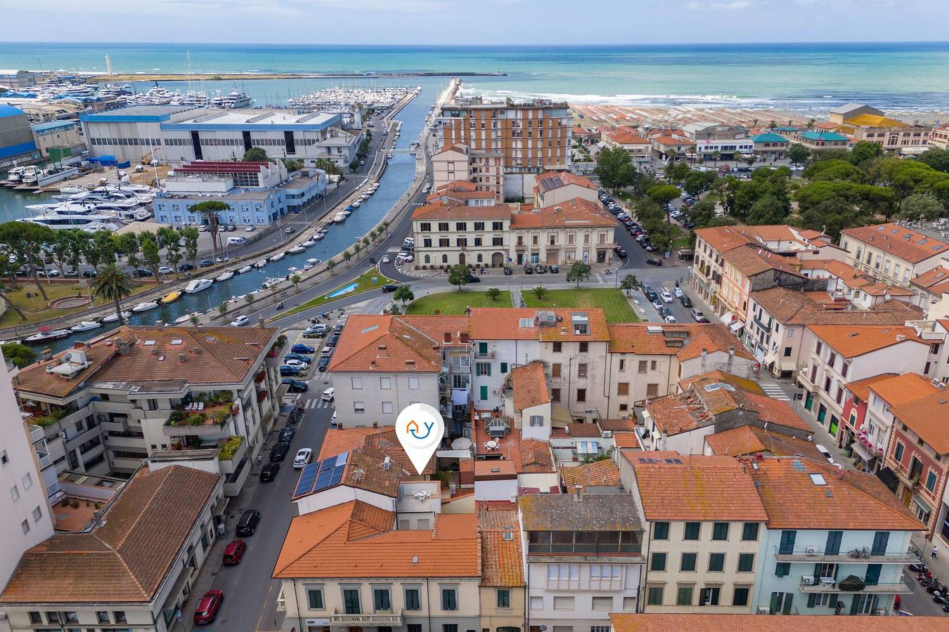 Ganze Wohnung, La Suite 2 Ondina Viareggio 200m from sea in Viareggio, Italienische Riviera