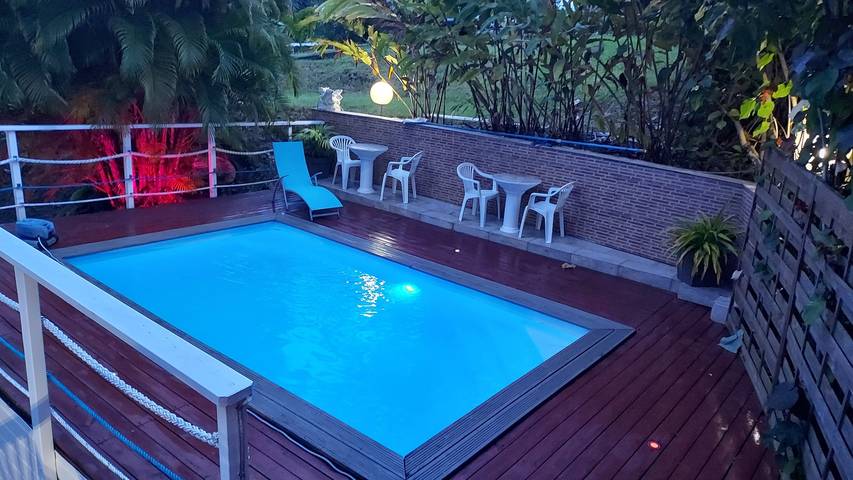 Apartamento de vacaciones para 4 personas, con piscina y jardín - 1
