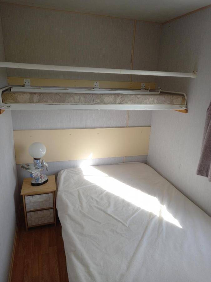 Gîte pour 4 personnes, avec terrasse et vue, animaux acceptés à Lannebert