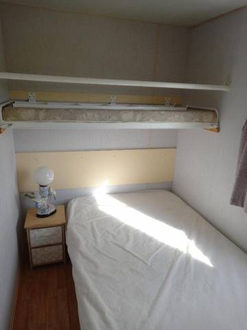 Gîte pour 4 personnes, avec terrasse et vue, animaux acceptés à Lannebert