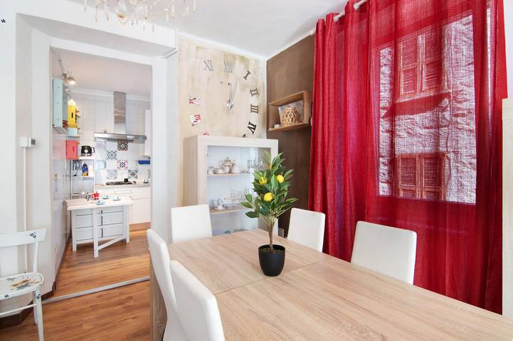 Apartamento inteiro, Apartamento 'Mary House 2' com vista para a montanha e acesso Wi-Fi in Torchione-Moia, Albosaggia