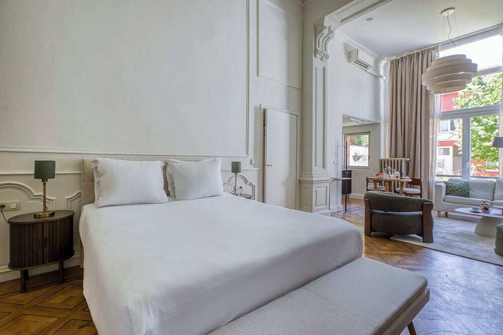 Entire apartment, Deluxe Studio with Garden View Mas in Brussels, Brussels region