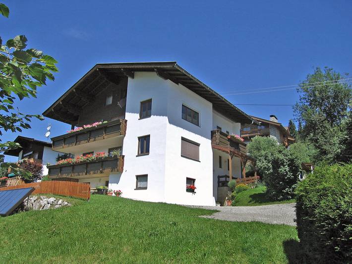 Vakantieappartement voor 6 personen, with uitzicht and tuin as well as balkon in Kirchberg in Tirol