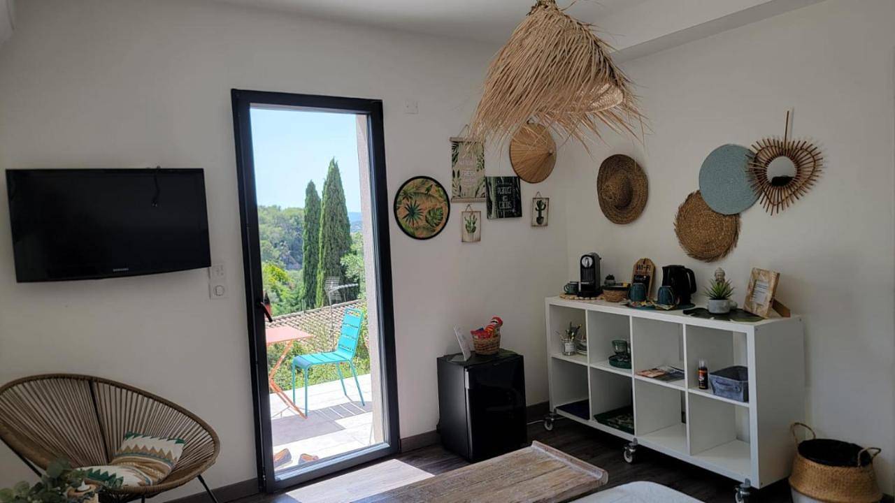 Suite with Garden View in Draguignan, Région de Draguignan