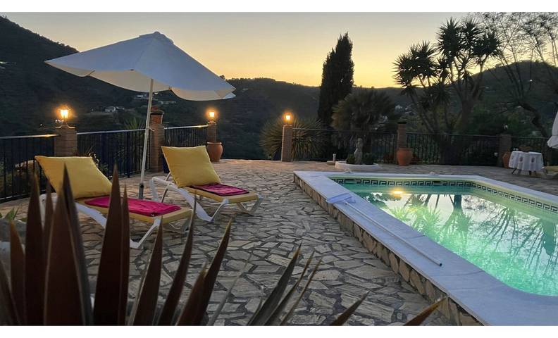Ferienhaus 'Villa Maguncia' mit Meerblick, Privatem Pool und WLAN in Cómpeta, Costa del Sol