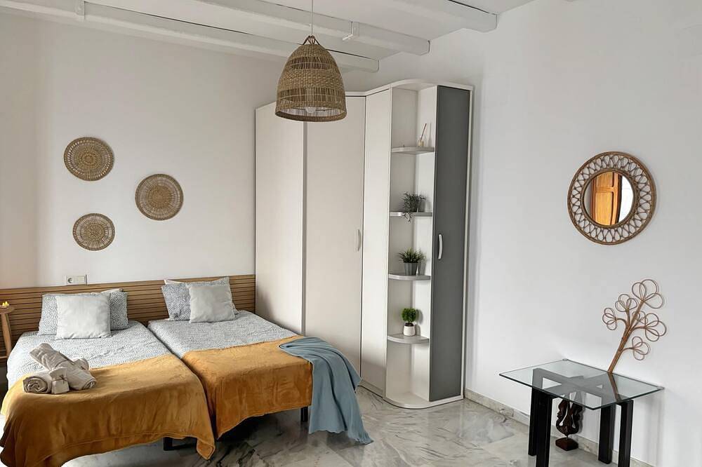 Ganze Wohnung, Rental unit in Córdoba · 2 bedrooms · 3 beds · 1 bath in Distrito Centro (Córdoba), Cordoba