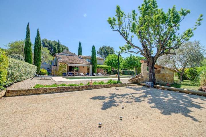 Location de vacances pour 2 personnes, avec jardin ainsi que vue et piscine dans le Luberon - 4