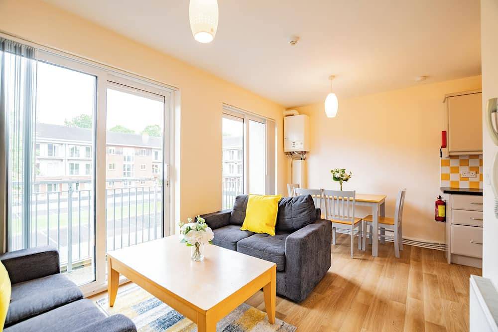Entire apartment, Bright Family Apt in Limerick in Limerick, County Limerick