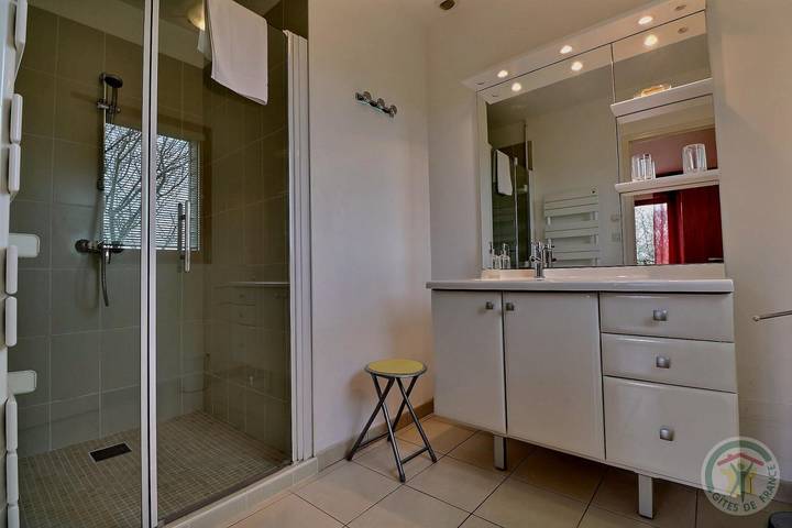 Chambre d’hôte pour 3 personnes, avec jardin à Saint-Coulomb - 4