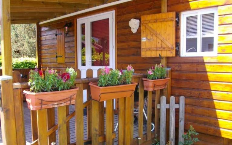 Location de vacances pour 4 personnes, avec terrasse à Verchaix