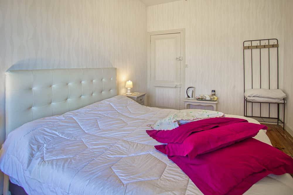 Maison 350 m Centre, Chambres Calmes, Spacieuses in Angoulême, Charente