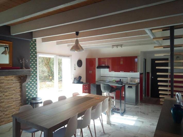 Location de vacances pour 12 personnes, avec Jacuzzi et Terrasse ainsi que Jardin et Sauna à Allerey-sur-Saône
